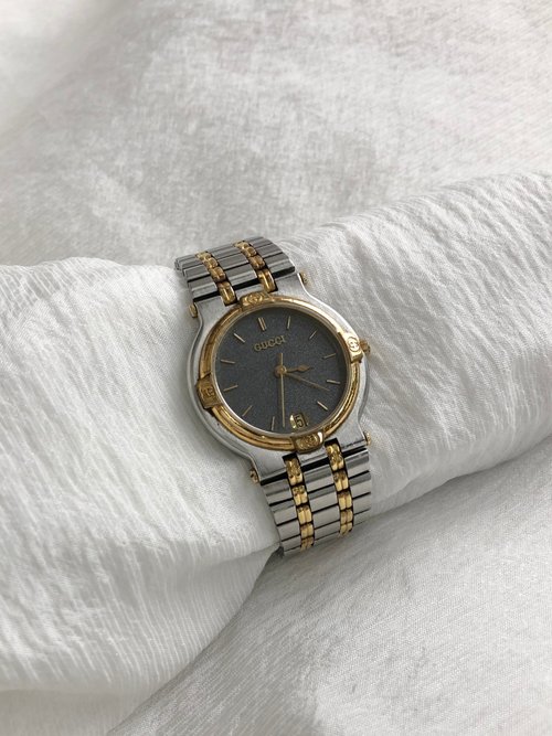 美品 稼働中 GUCCI グッチ シルバー/ゴールド 9000M OH済 GUCCI(グッチ) 腕時計9000L 9000L シルバー×ゴールド｜【公式