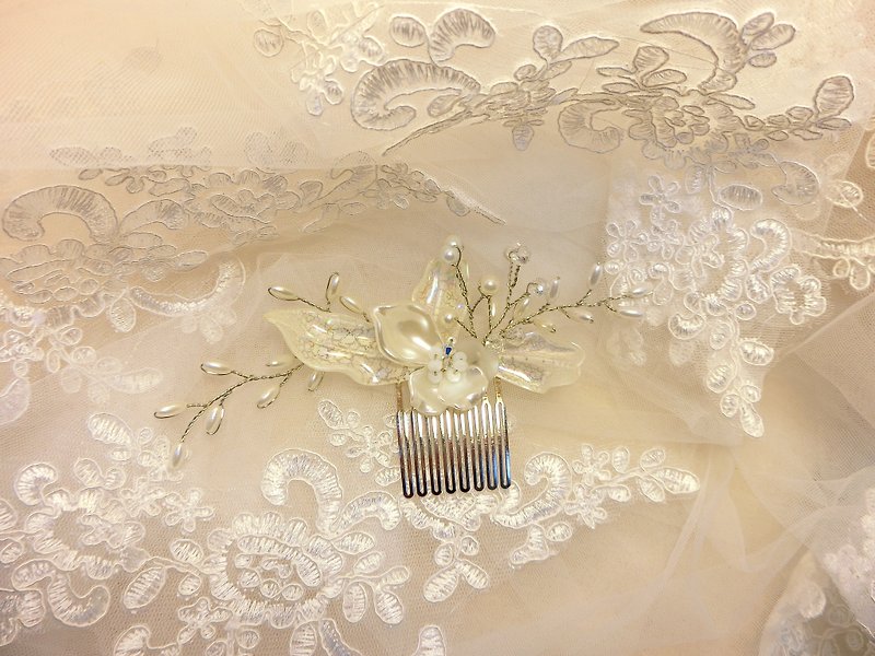 Wear a happy decoration Jiao Ruo Chunhua series - the bride comb. French comb. Buffet Wedding - Bai Jiao - Hair Accessories - Other Metals White