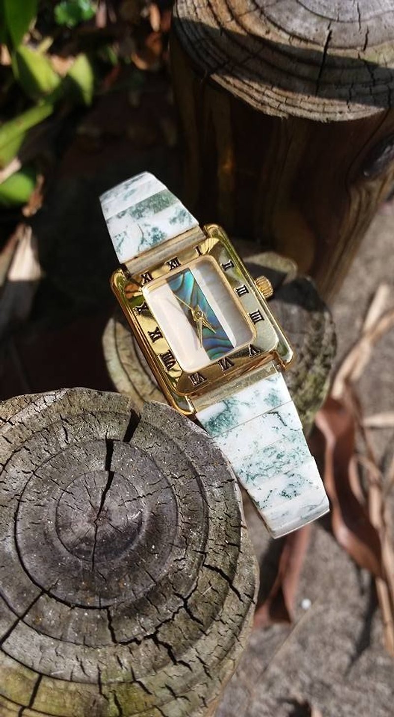 【Lost And Find】Natural mother of pearl abalone shell Ocean Grass Agate watch - Women's Watches - Gemstone Multicolor