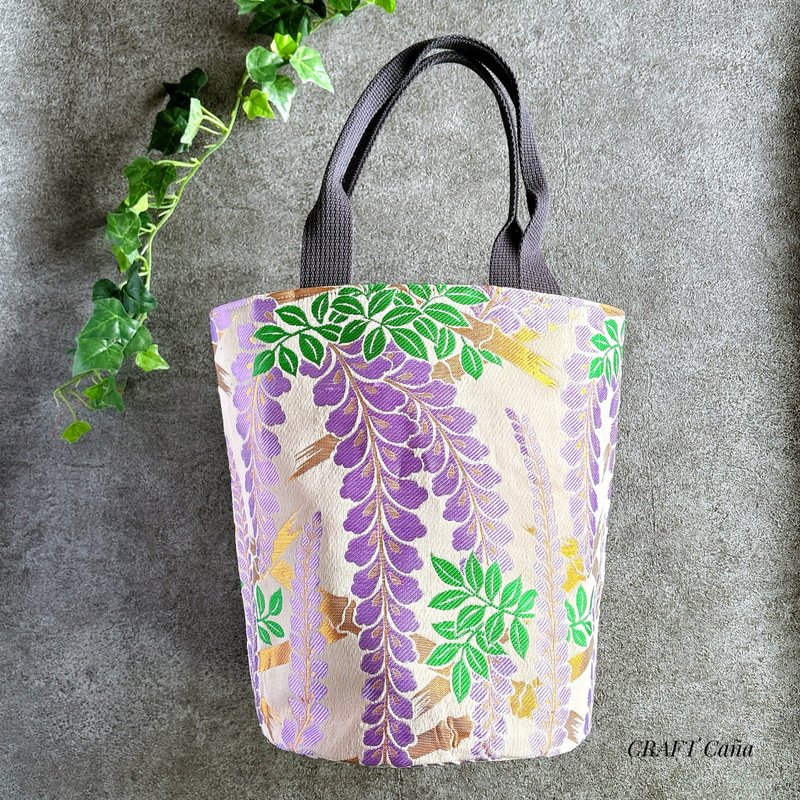 Kimono Obi remake Tote Bag Wisteria - กระเป๋าถือ - ผ้าไหม สีม่วง