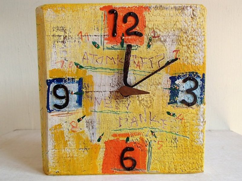 word clock - Clocks - Wood Yellow