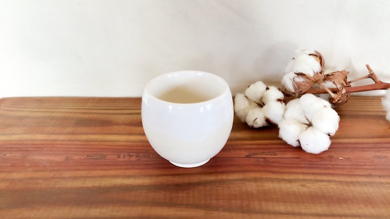 Hand made double ceramic insulation cup 200cc - Teapots & Teacups - Porcelain 