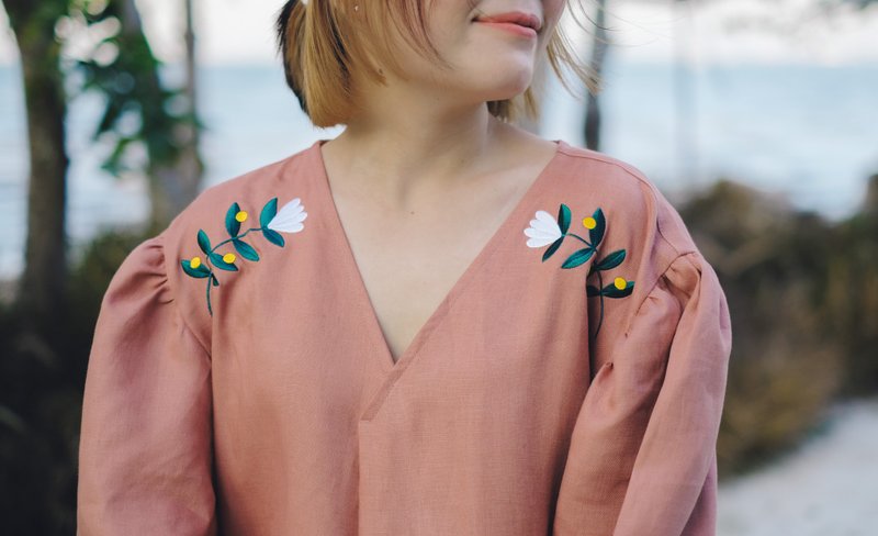 【換季特賣】Blossom 麻質連身洋裝  Teaberry Color - 連身裙 - 棉．麻 粉紅色