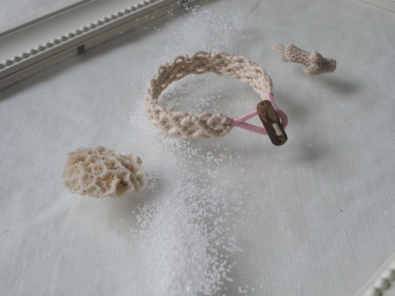【Weaving Small Objects | Guava Branch Jewelry Series】Bracelet - สร้อยข้อมือ - ผ้าฝ้าย/ผ้าลินิน สึชมพู