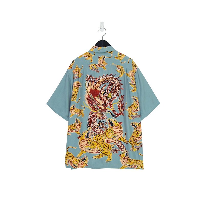 A‧PRANK :DOLLY :: VINTAGE Lake Green Dragon Tiger and Handle Flower Shirt (T806135) - Men's Shirts - Cotton & Hemp Green