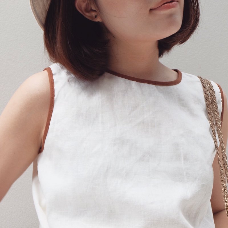 Summer Top - ButterMilk Color - เสื้อผู้หญิง - ผ้าฝ้าย/ผ้าลินิน ขาว