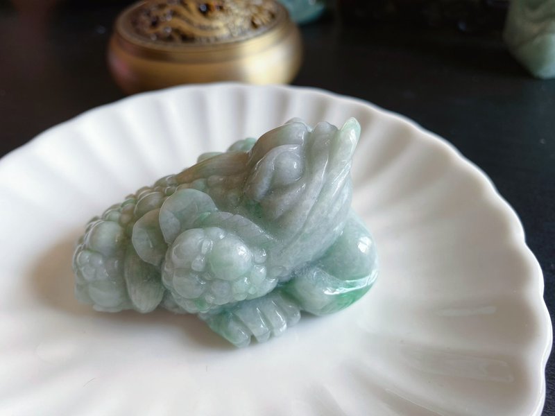 【售出】天然緬甸玉翡翠 飄陽綠 招財富貴如意 三腳金蟾 手工 - 手機掛繩/背帶 - 玉石 綠色