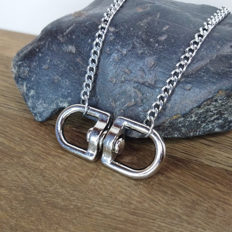 流行朋克項鍊送給他。 工業項鍊鏈。 男士反烏托邦項鍊 - 項鍊 - 不鏽鋼 銀色