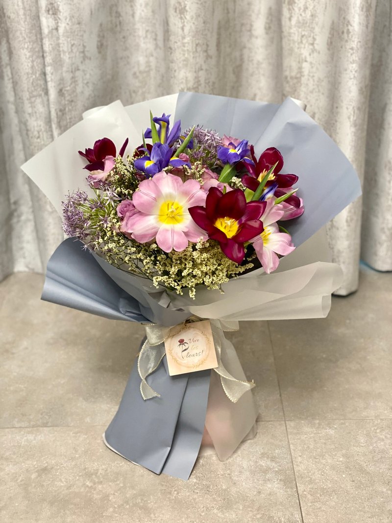 [Confession/Thank You Bouquet] Two-color tulip flower bouquet La Famille - ตกแต่งต้นไม้ - พืช/ดอกไม้ สีม่วง