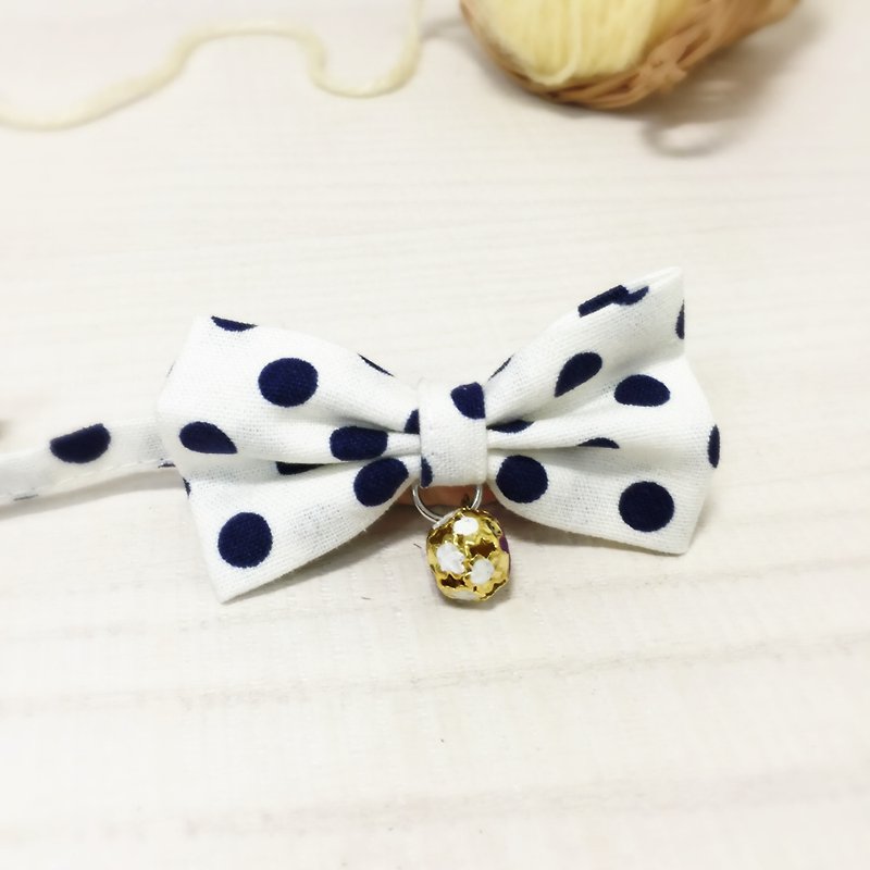 TOTOMOMO. Blue little money. Dog cat collar bow - Collars & Leashes - Cotton & Hemp Blue