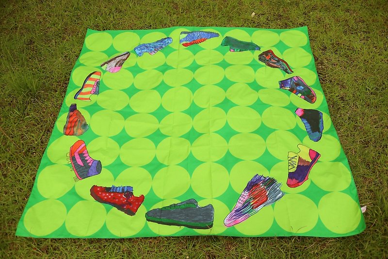 【方塊墊】好好穿鞋 (防水野餐墊) - 地墊/地毯 - 聚酯纖維 綠色