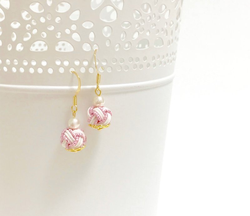 Japanese Mizuhiki earring - Earrings & Clip-ons - Paper Pink
