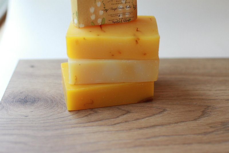 紐西蘭純淨精油手工皂-  柑橘金盞花 - 肥皂/手工皂 - 精油 橘色