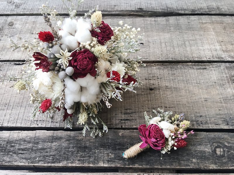 Exclusive orders Lin Yen [Good flower] Sun Rose Bridal bouquet Red and white Series Dry bouquets Wedding bouquets Outside the bouquet Holding a corsage - Other - Plants & Flowers Red