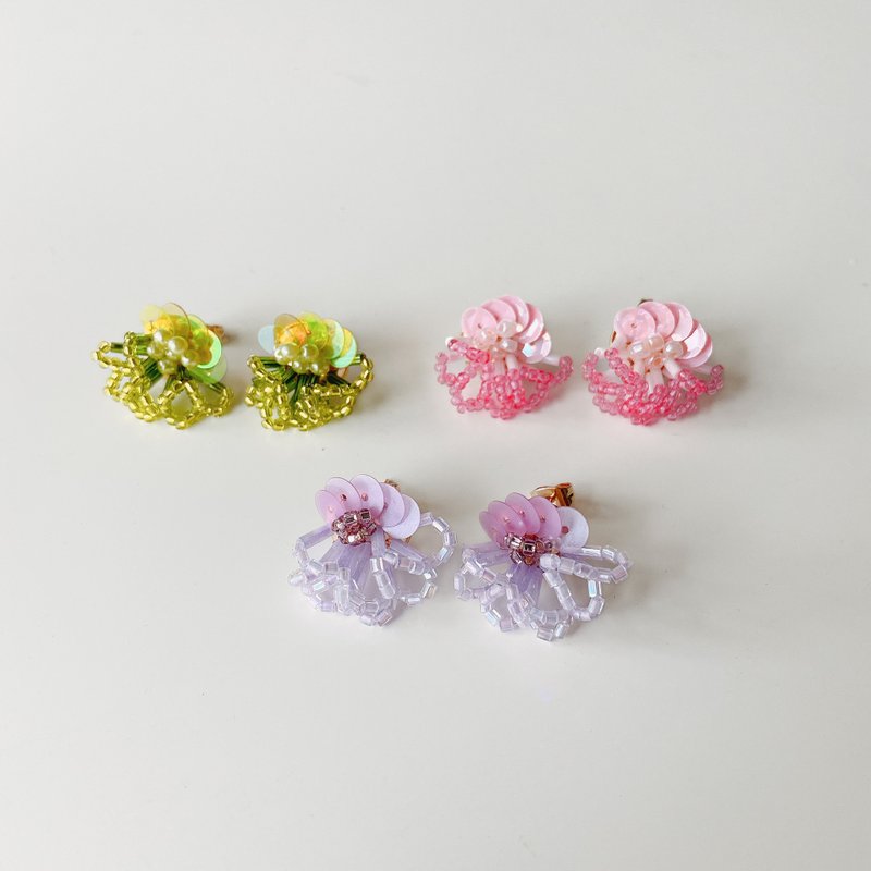 Summer coral of the same color - purple, pink and green earrings/ear needles/ Clip-On/clip-on/ear accessories - ต่างหู - วัสดุอื่นๆ สึชมพู