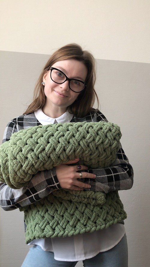 weRparents Handknitted blanket best heated blanket home decor custom gift | weRparents