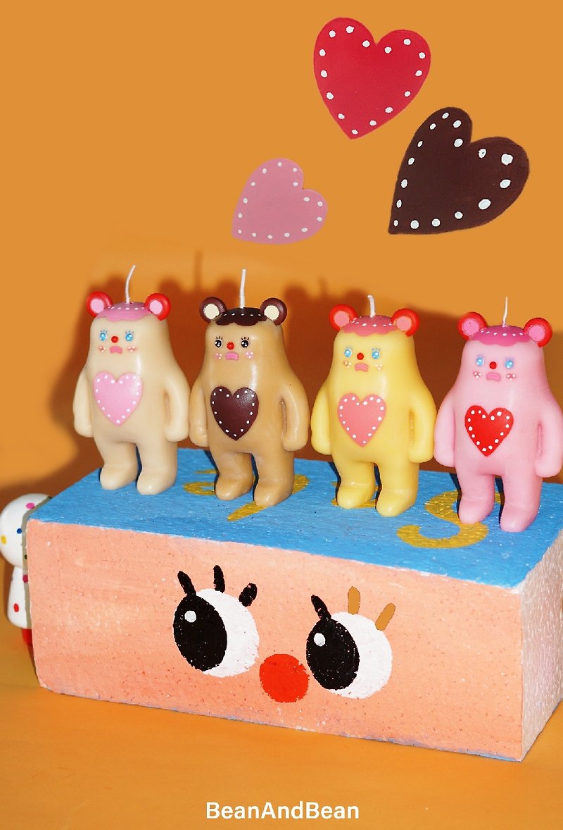 BeanAndBean Valentine's Day soft candy Patchouli Bear scented candle cute hand-painted personalized gift - น้ำหอม - ขี้ผึ้ง 