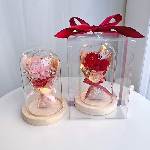 WEIWEI FLOWER 威威花藝設計 母親節禮盒/LED康乃馨小花束永生花玻璃鐘罩
