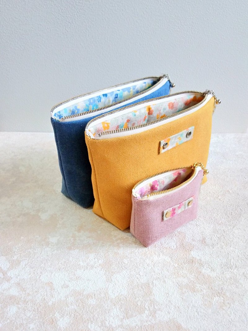 [FZK/Coin Purse/Small Bag] Washed Canvas Linen Retro Small Flower Cherry Blossom Powder - Coin Purses - Cotton & Hemp Pink