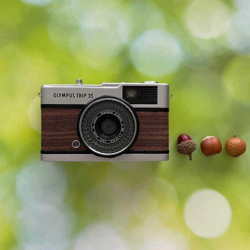 Restored & Tested |  Olympus TRIP 35 35mm Film Camera | Natural Rosewood - กล้อง - โลหะ 