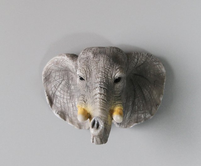 Japan Magnets realistic animal series cute three-dimensional shape magnet  key hook (elephant type) - Shop sussliving Hangers & Hooks - Pinkoi