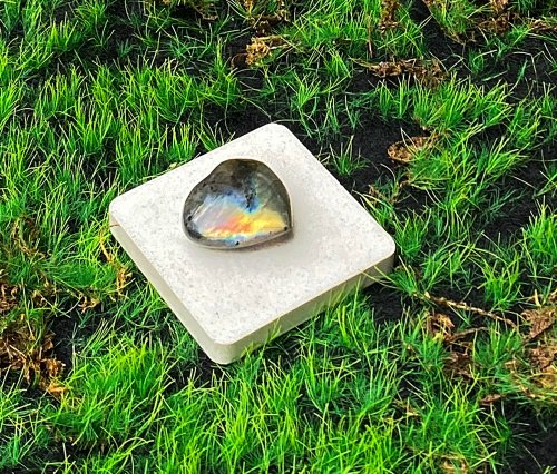 Rainbow Crystal 能量擺飾-天然可愛彩光拉長石小小愛心 療癒 旺姻緣 財運水晶