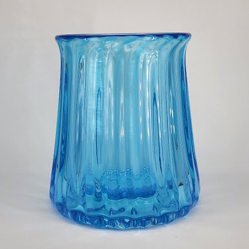 臺灣玻璃舘 水藍直紋線條瓶 手作玻璃花器 純手工吹製