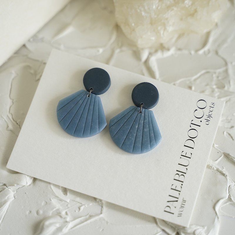 Marine Vela earrings - ต่างหู - เรซิน สีน้ำเงิน