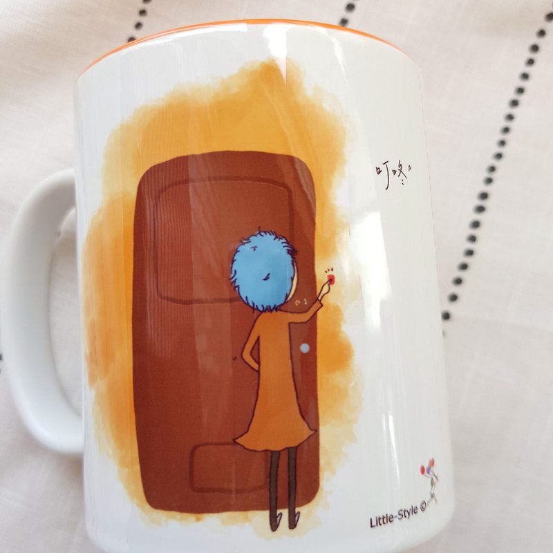 Mug-happiness comes knocking at the door (customized) - แก้วมัค/แก้วกาแฟ - เครื่องลายคราม ขาว
