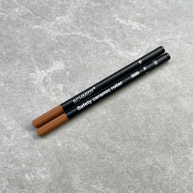 Hexagonal ballpoint pen [refill set of 2] SCHMIDT 888F (0.6mm) - ปากกา - วัสดุอื่นๆ สีดำ