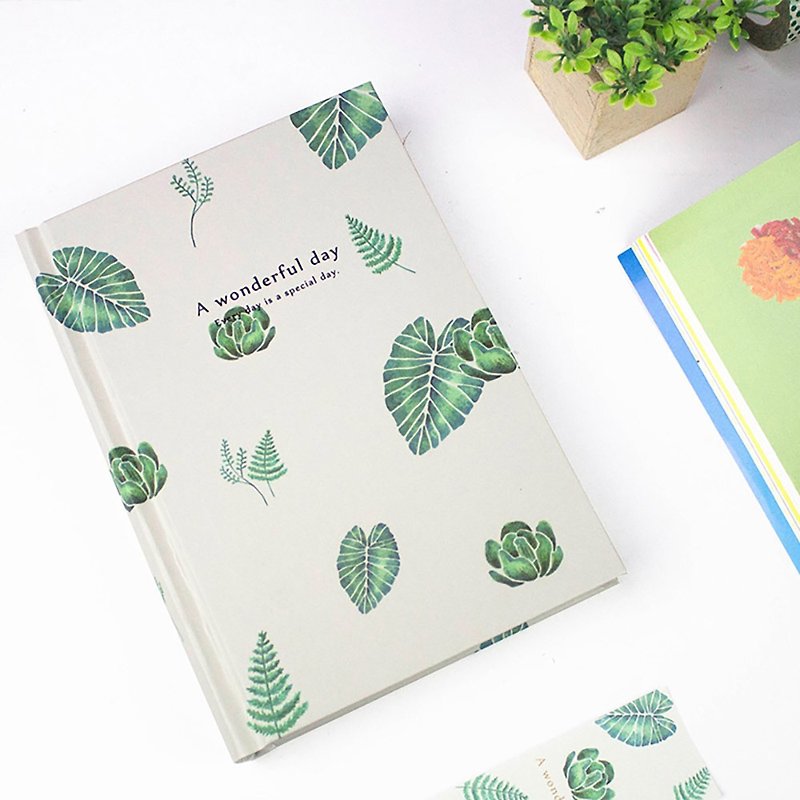 Chuyu B6/32K Hardcover Diary-Flowers/Notes/Handbook/Log - Notebooks & Journals - Paper 