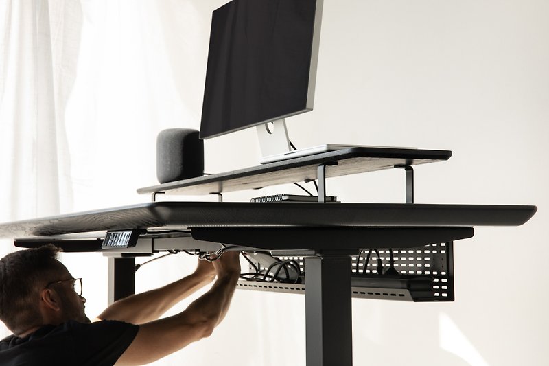 桌下理線架 鋼架 桌下收納 電線收納 安裝桌下理線 - 餐桌/書桌 - 不鏽鋼 黑色