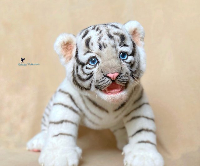 ホワイトタイガーの子、リアルなぬいぐるみ、ぬいぐるみ - ショップ