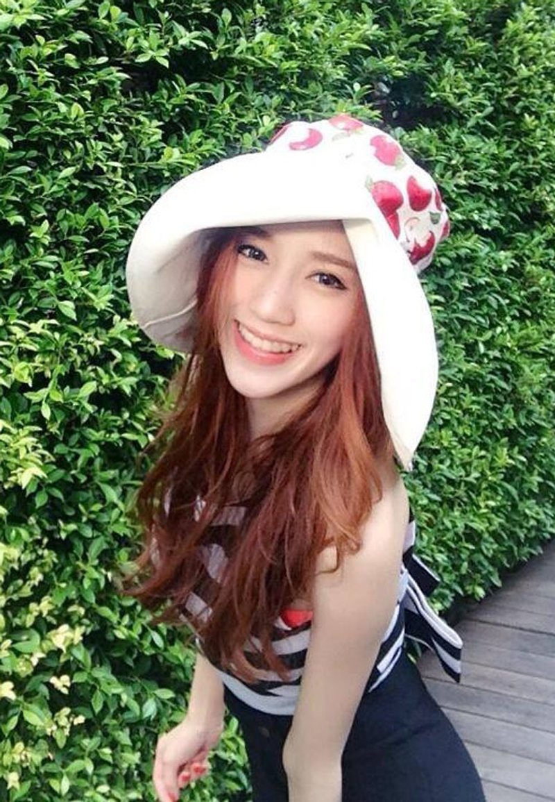 Berry Blossom - 帽子 - 棉．麻 紅色