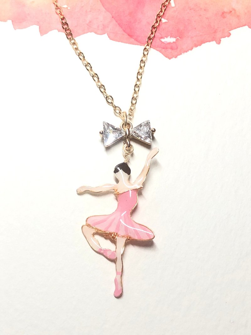 14kgf Elegant Ballerina Necklace/Pink - สร้อยคอ - วัสดุอื่นๆ สึชมพู