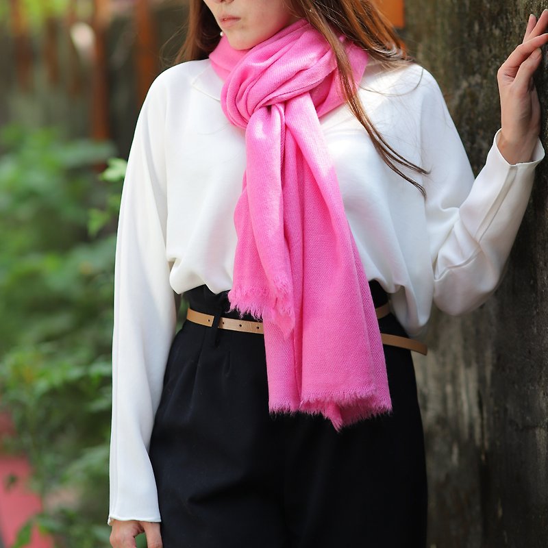 Cashmere cashmere scarf/shawl pink thick hand-woven - Knit Scarves & Wraps - Wool Pink