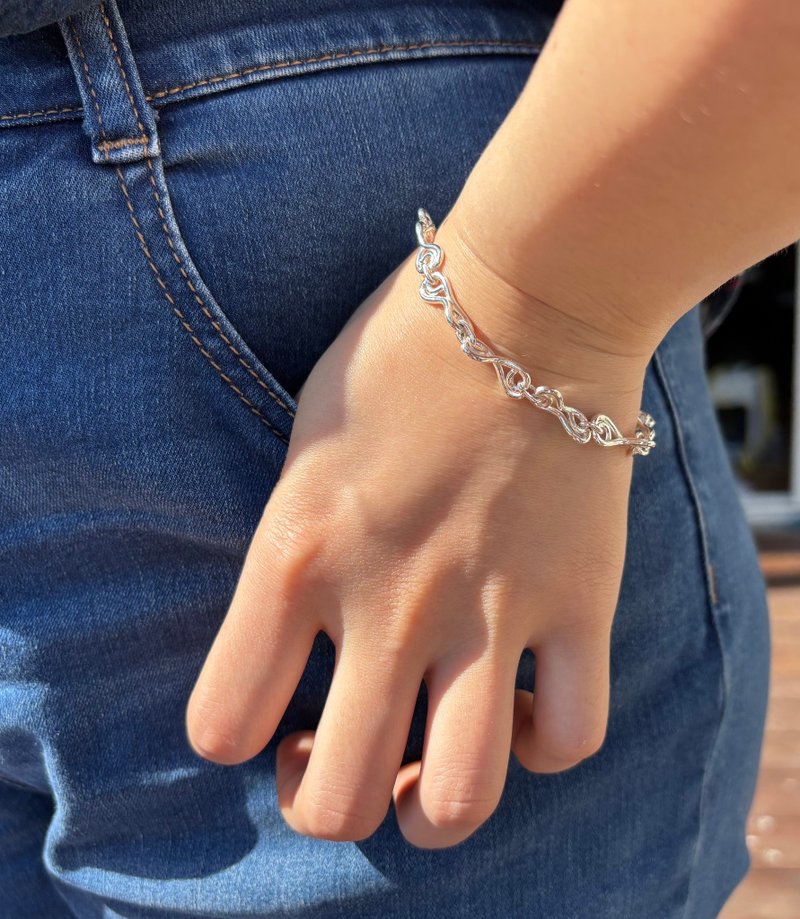 Ripple handmade sterling silver bracelet - สร้อยข้อมือ - เงินแท้ 