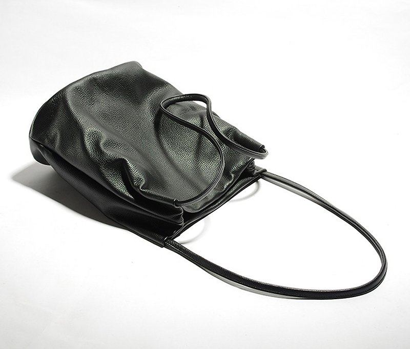 本革ハンドバッグシンプルで大容量のソフトレザーバケットバッグ手作りカジュアル垂直バッグ - ショルダーバッグ - 革 