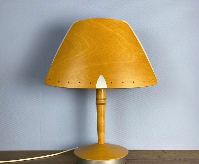 Lucid |による木製テーブルランプスカンジナビアスタイルのテーブル