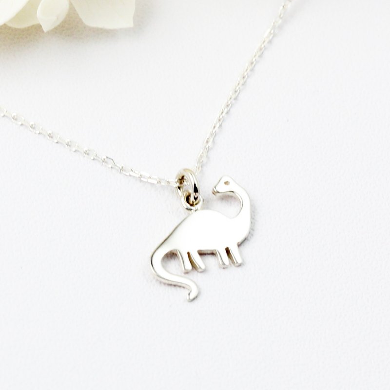 【Angel & Me】Dinosaur Brontosaurus s925 sterling silver necklace Birthday gift - สร้อยคอ - เงินแท้ สีเงิน