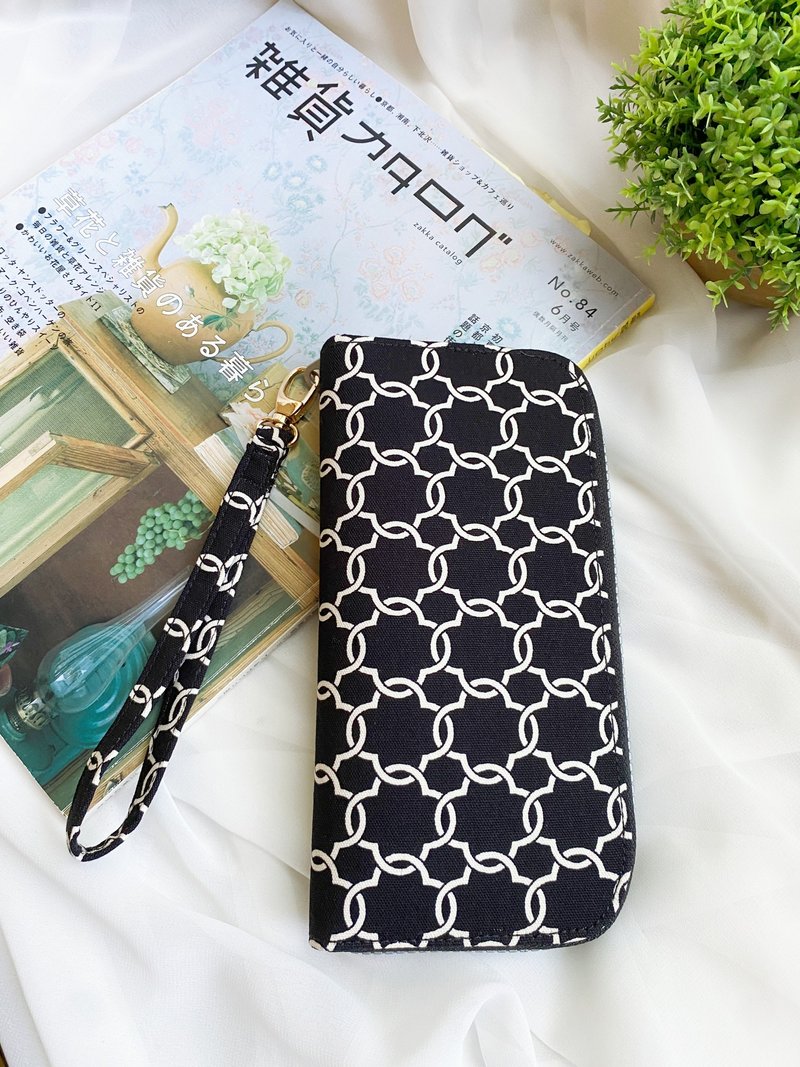 [Handmade by Good Day] Lady-style geometric chain pattern/Multi-layered long clip made of cloth/Handle strap included - Wallets - Other Materials Black