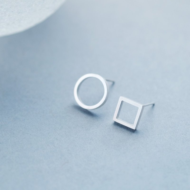 Round & Square Earrings Silver 925 - ต่างหู - โลหะ สีเงิน