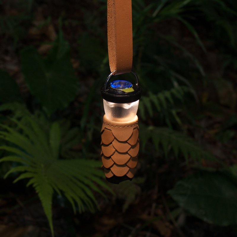 SEANCHY皮革燈套(適用Goal zero lighthouse)穿山甲-原創設計 - 露營用品 - 真皮 咖啡色