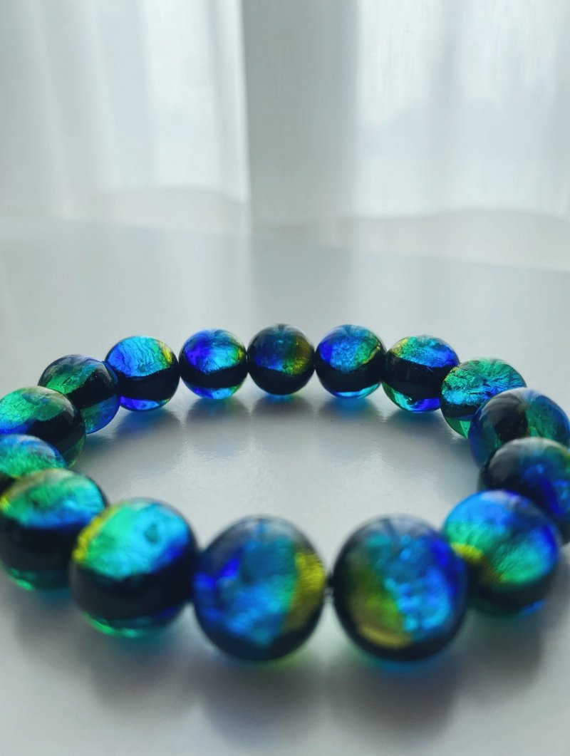 [Glass Series] 12MM purple and blue foil colored glass bead bracelet (suitable for men and women) - Bracelets - Glass Multicolor