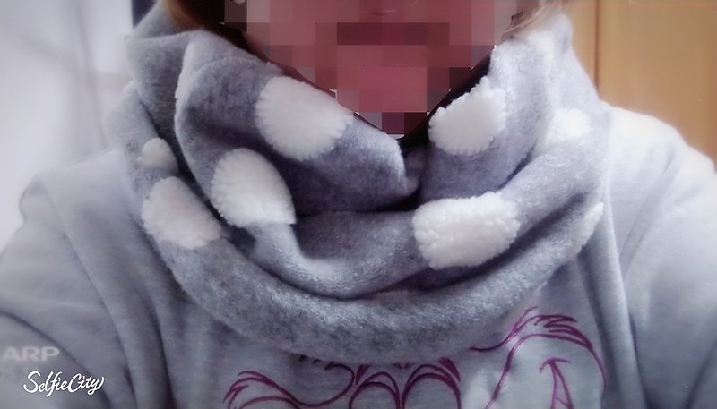 Textured gray bottom three-dimensional big wave dot polka dot scarf - Knit Scarves & Wraps - Cotton & Hemp Silver