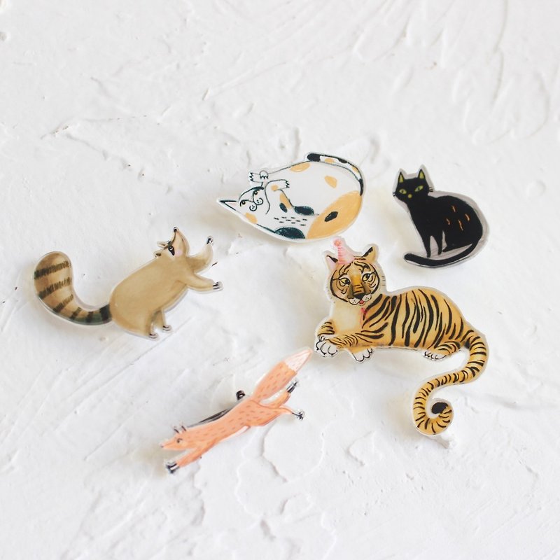 Chinese New Year Limited Lucky Bag Animal Brooch I Story _ Year of the Forest Party - เข็มกลัด/พิน - พลาสติก สีกากี