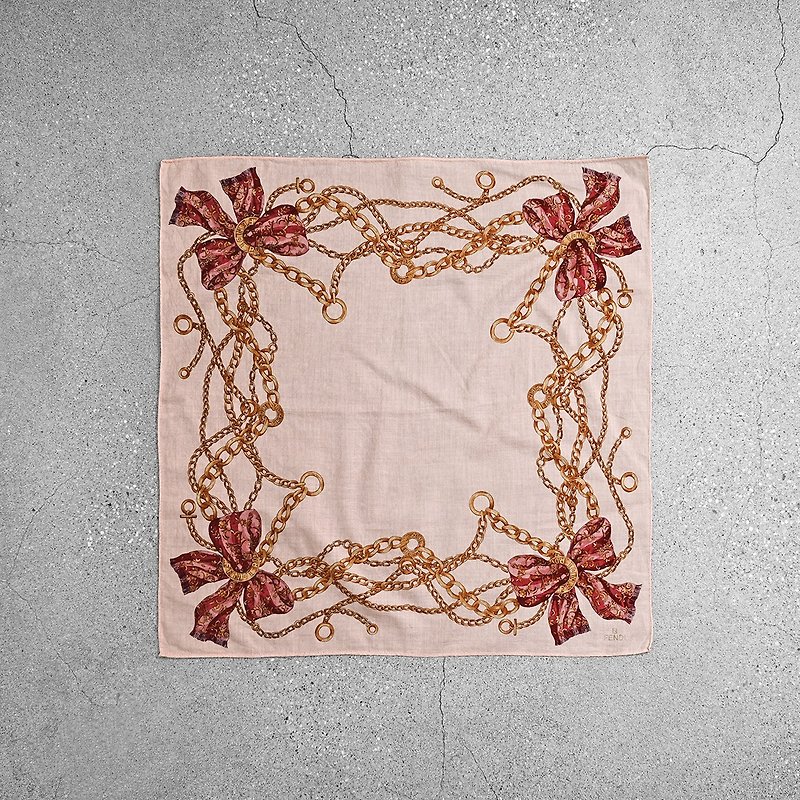 Fendi 古董方巾 / 古董絲巾、絲巾搭配、二手精品、vintage scarf - 手帕 - 棉．麻 粉紅色
