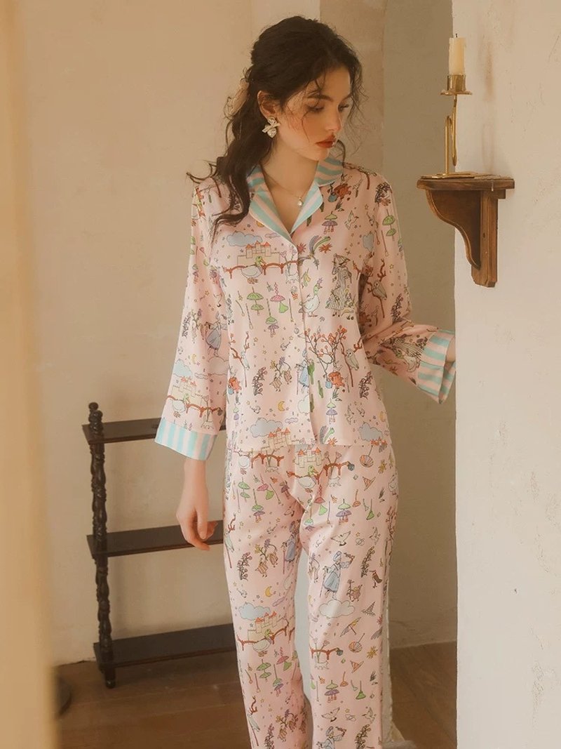 dreamy princess pastel pajama with print - 睡衣/居家服 - 其他材質 