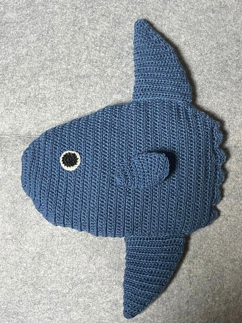 かぎ針編み海洋生物マンボウかわいい編みぐるみ - 編織/刺繡/羊毛氈/縫紉 - 棉．麻 藍色