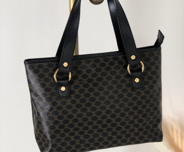 Delivery directly from Japan brand name used packaging CELINE Macadam leather handbag black vintage vintage old a2psx4 Shop solo vintage Handbags Totes Pinkoi